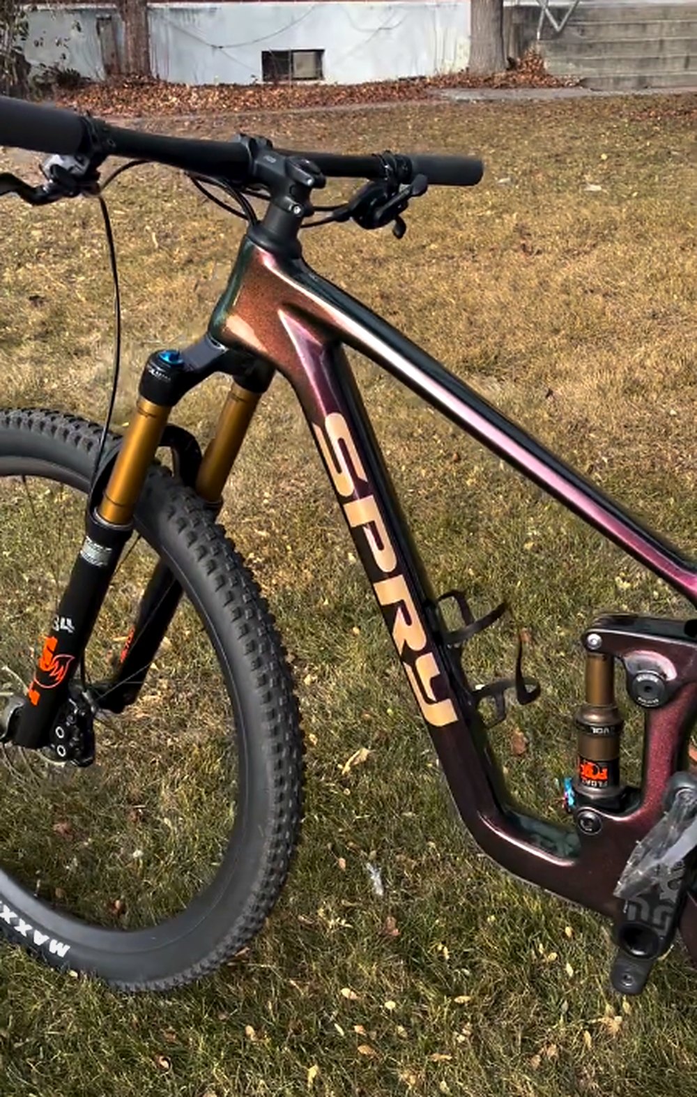 Colour-shift paint on a Spry Scorpius frame with Fox Factory suspension